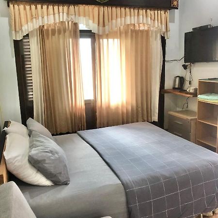 Kayuna Homestay Padangbai  Exteriör bild