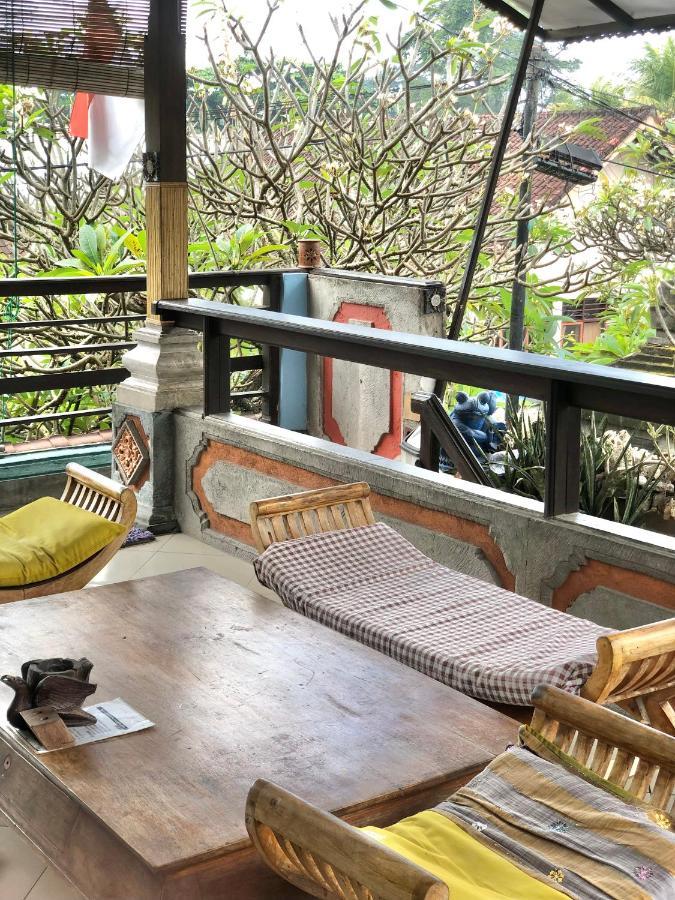 Kayuna Homestay Padangbai  Exteriör bild