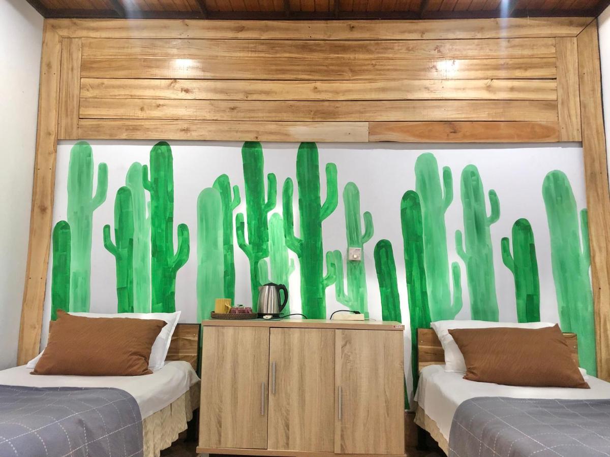 Kayuna Homestay Padangbai  Exteriör bild
